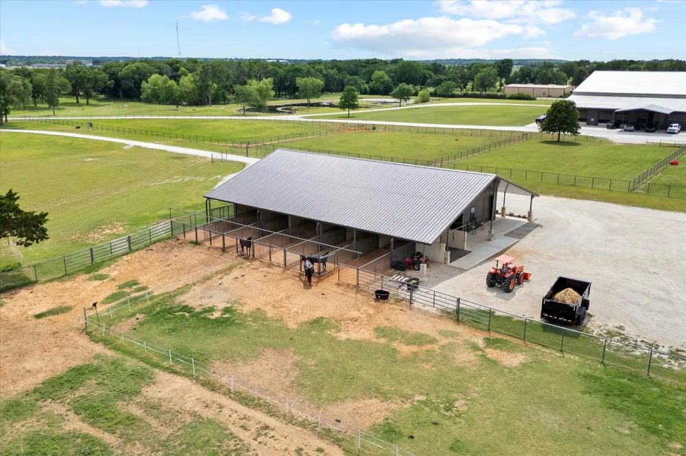 10701 Osburn Road Pilot Point, TX 76258