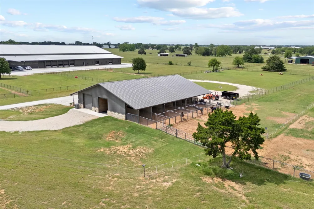 10701 Osburn Road Pilot Point, TX 76258