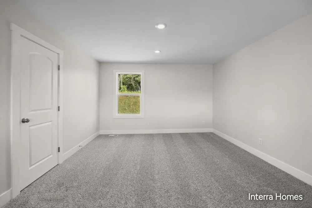 5937 Valley Point Drive SE Caledonia, MI 49316