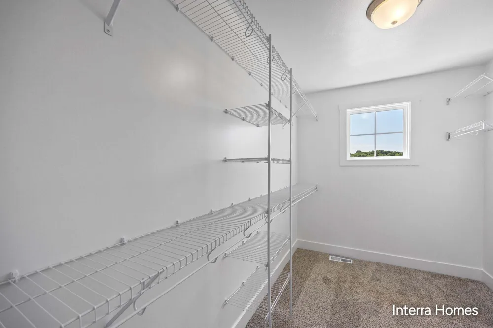 5937 Valley Point Drive SE Caledonia, MI 49316