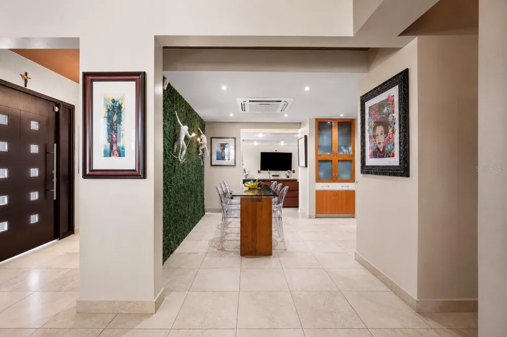 A31 COLINAS DE PARKVILLE STREET Guaynabo, PR 00969