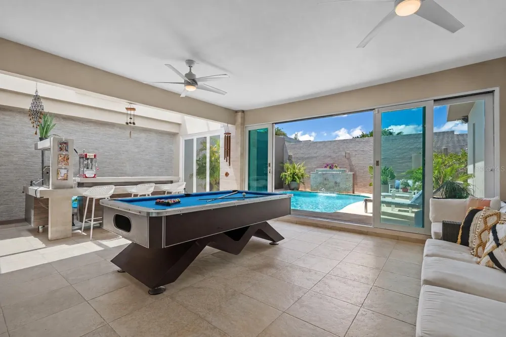 A31 COLINAS DE PARKVILLE STREET Guaynabo, PR 00969