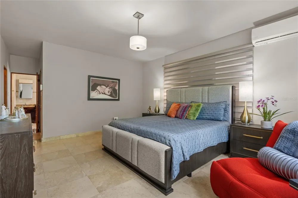 A31 COLINAS DE PARKVILLE STREET Guaynabo, PR 00969
