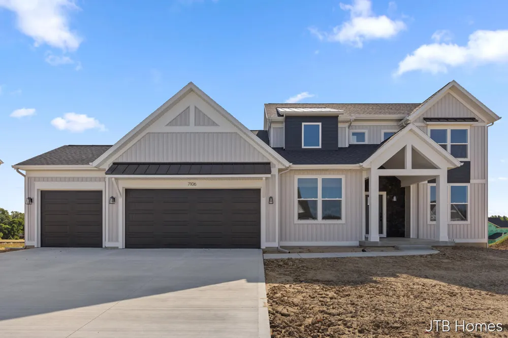 7106 Kettle Dale Avenue SE Alto, MI 49302