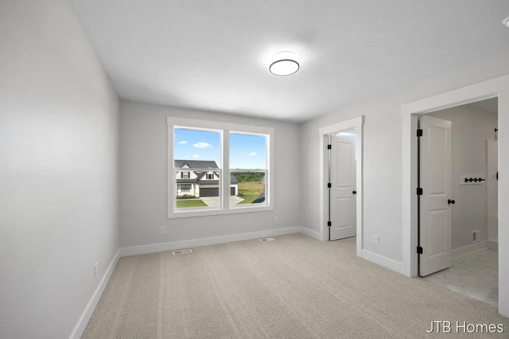7106 Kettle Dale Avenue SE Alto, MI 49302