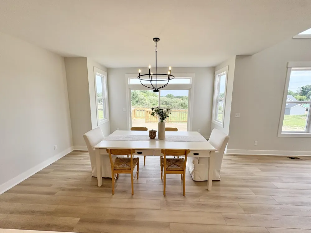 7106 Kettle Dale Avenue SE Alto, MI 49302