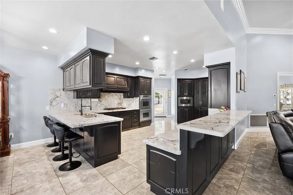 311 Saba Bakersfield, CA 93314