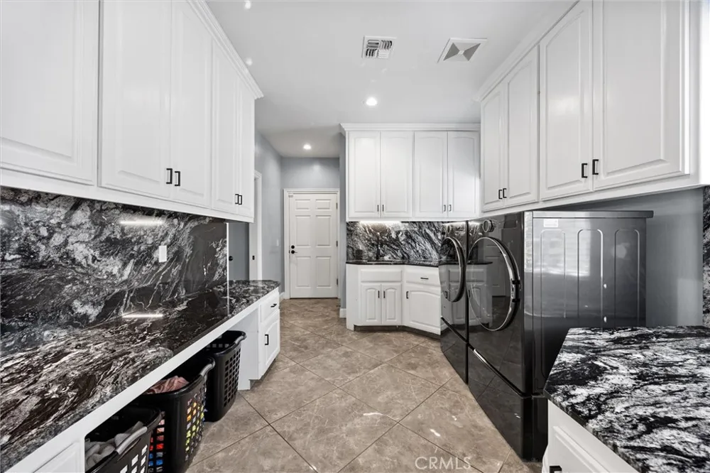 311 Saba Bakersfield, CA 93314