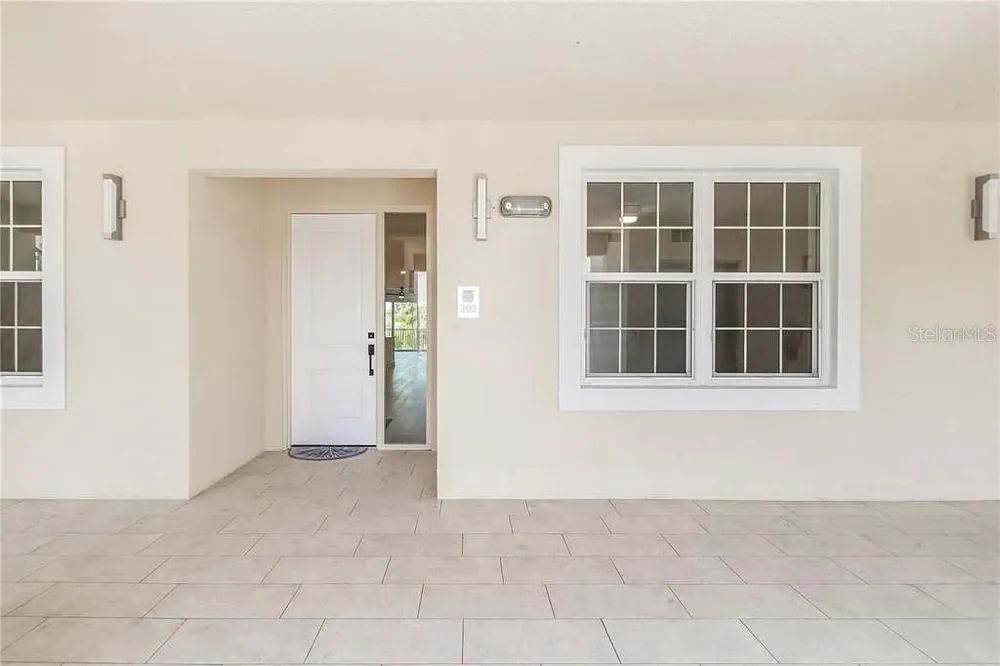 280 HIDDEN BAY DRIVE #302 Osprey, FL 34229