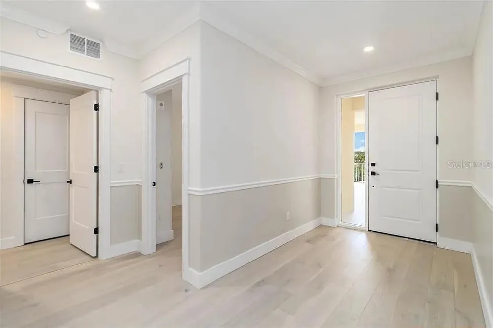 280 HIDDEN BAY DRIVE #302 Osprey, FL 34229