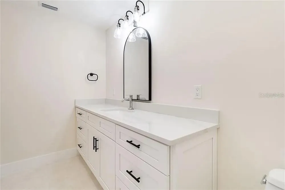 280 HIDDEN BAY DRIVE #302 Osprey, FL 34229