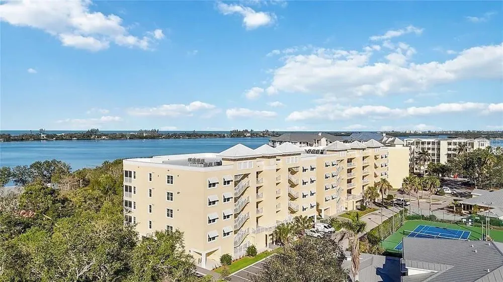 280 HIDDEN BAY DRIVE #302 Osprey, FL 34229