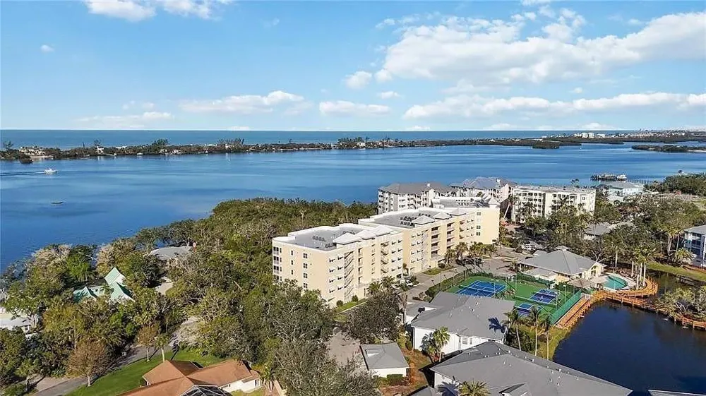 280 HIDDEN BAY DRIVE #302 Osprey, FL 34229