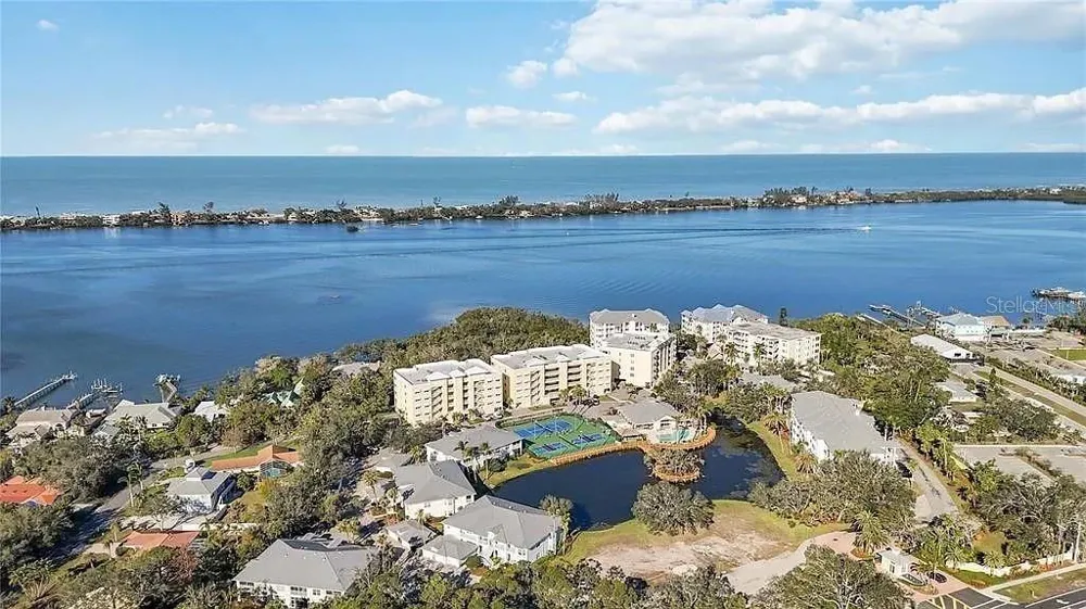 280 HIDDEN BAY DRIVE #302 Osprey, FL 34229