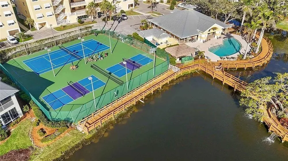280 HIDDEN BAY DRIVE #302 Osprey, FL 34229