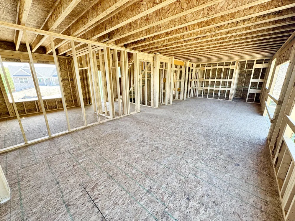 5937 Valley Point Drive SE Caledonia Township, MI 49316