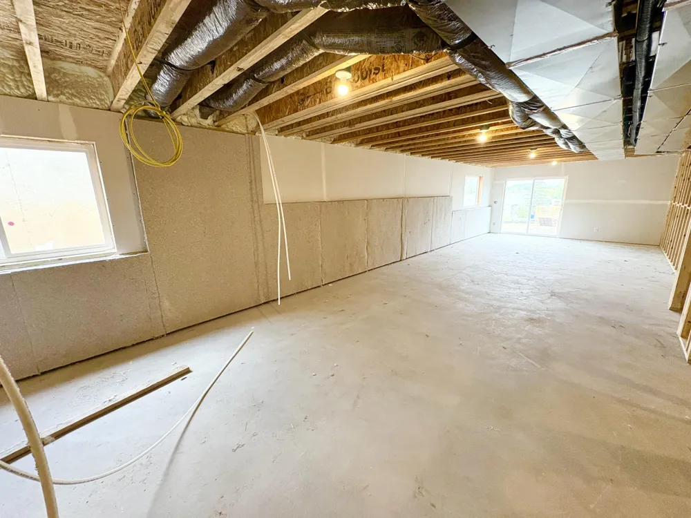 5937 Valley Point Drive SE Caledonia Township, MI 49316