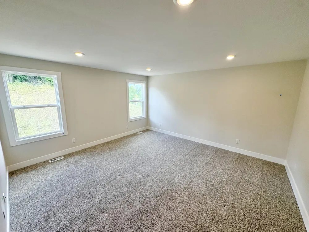 5937 Valley Point Drive SE Caledonia Township, MI 49316