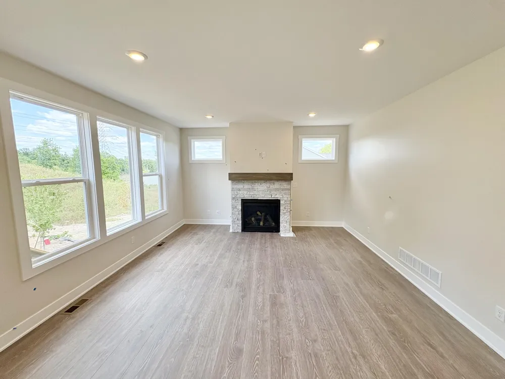 5937 Valley Point Drive SE Caledonia Township, MI 49316