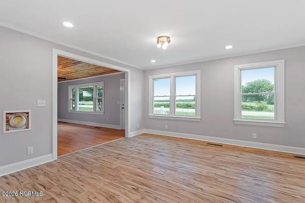 11843 Hobbton Highway Newton Grove, NC 28366