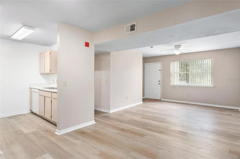 2360 SW ARCHER ROAD #607 Gainesville, FL 32608