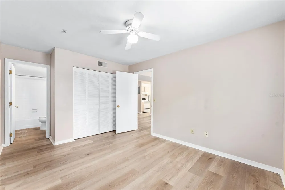 2360 SW ARCHER ROAD #607 Gainesville, FL 32608