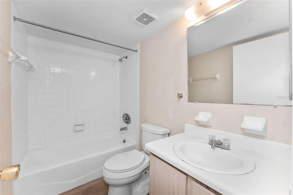 2360 SW ARCHER ROAD #607 Gainesville, FL 32608
