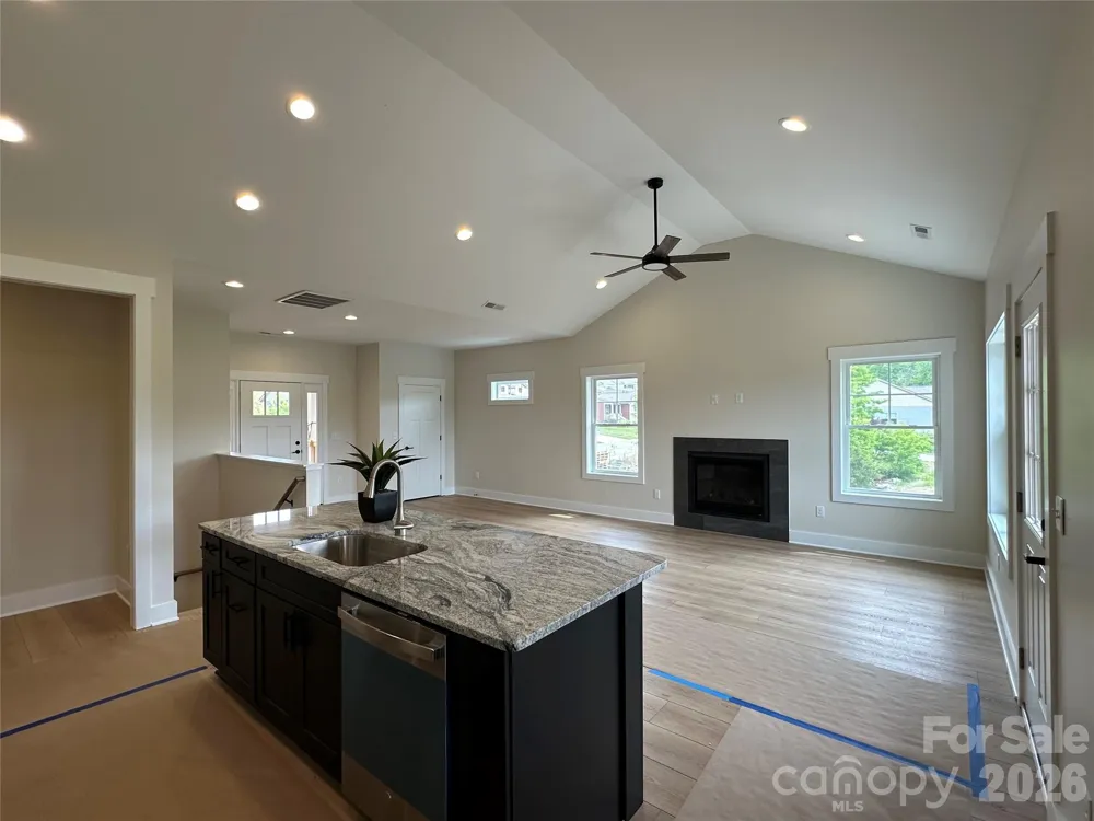 21 Sandstone Drive Weaverville, NC 28787