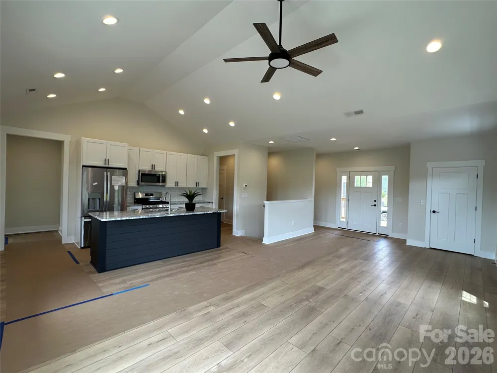 21 Sandstone Drive Weaverville, NC 28787