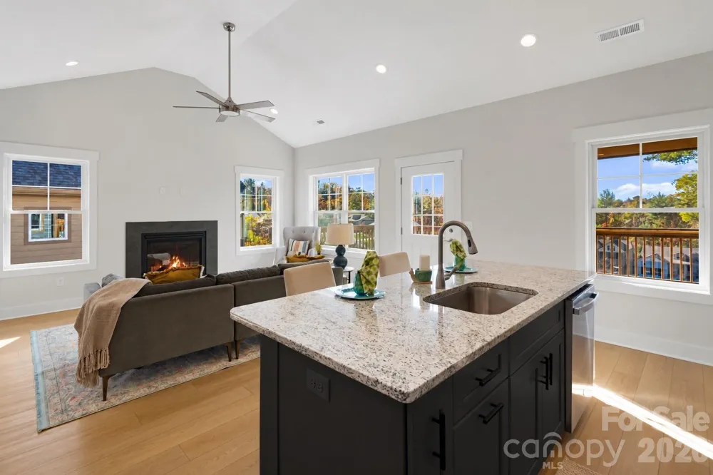 21 Sandstone Drive Weaverville, NC 28787