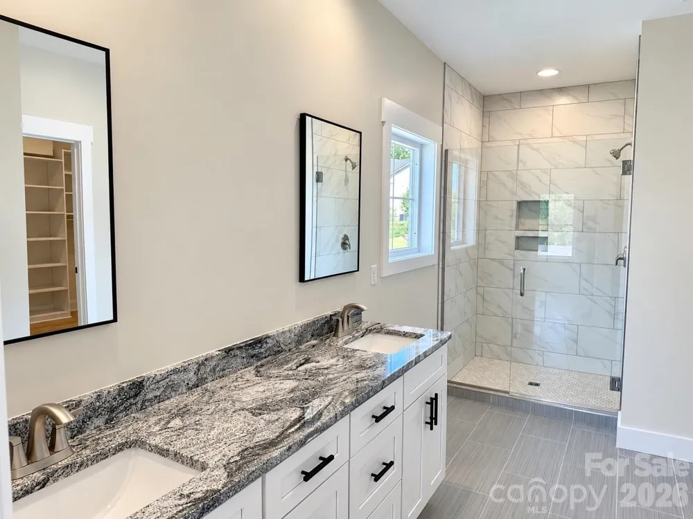21 Sandstone Drive Weaverville, NC 28787
