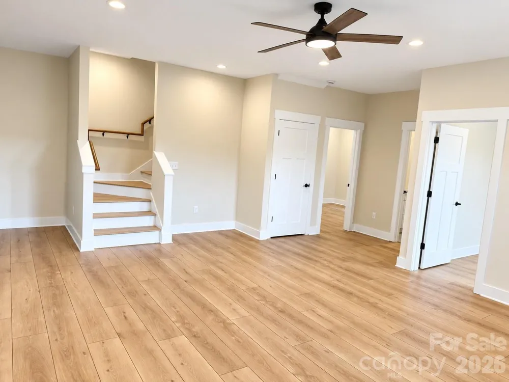 21 Sandstone Drive Weaverville, NC 28787