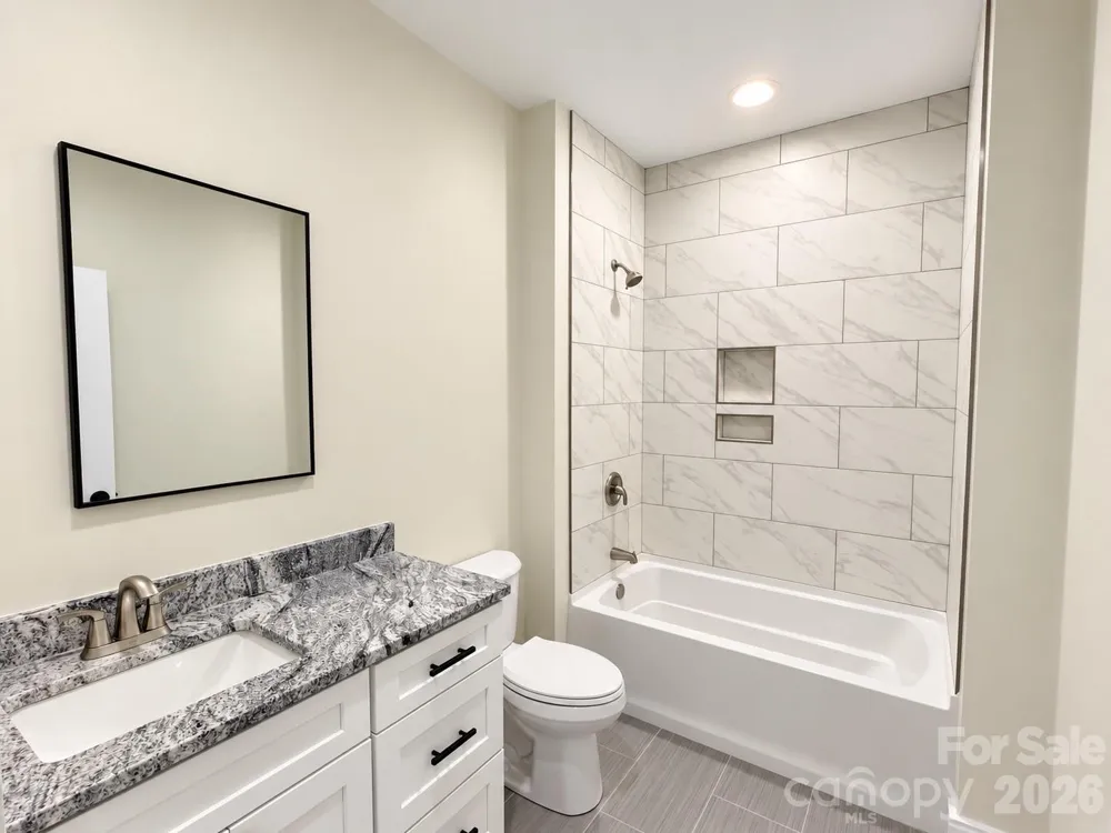 21 Sandstone Drive Weaverville, NC 28787