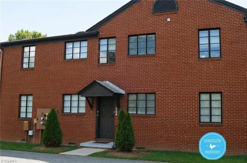 10 W 6th Avenue #3A Lexington, NC 27292