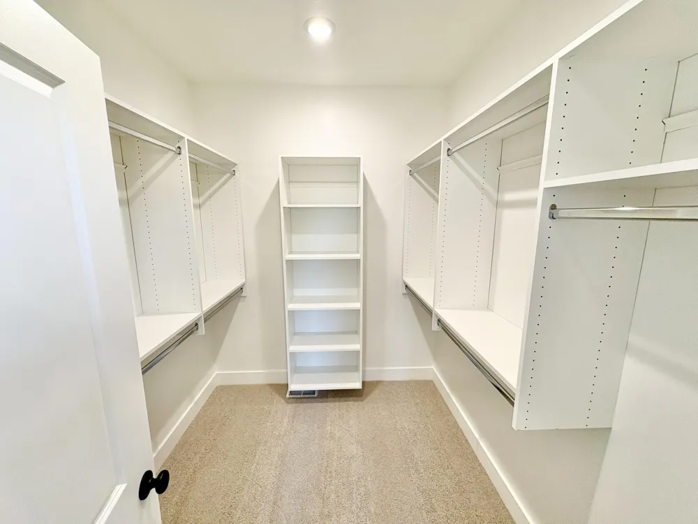 7106 Kettle Dale Avenue SE Caledonia Township, MI 49302