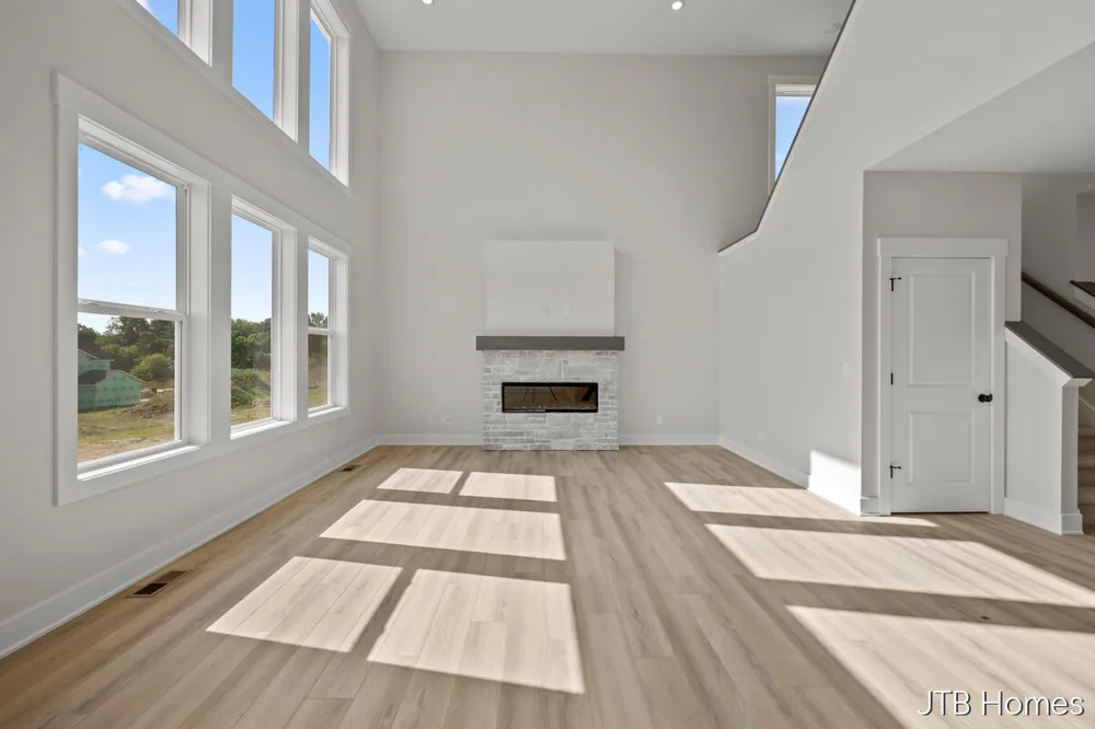 7106 Kettle Dale Avenue SE Caledonia Township, MI 49302