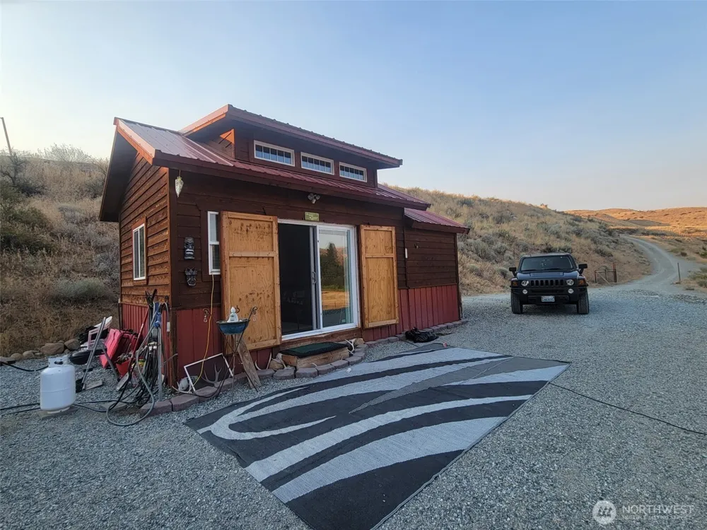 3 Catch N Release Lane Methow, WA 98834