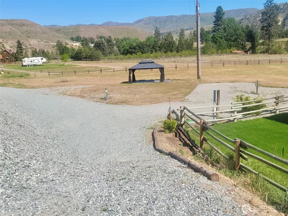 3 Catch N Release Lane Methow, WA 98834