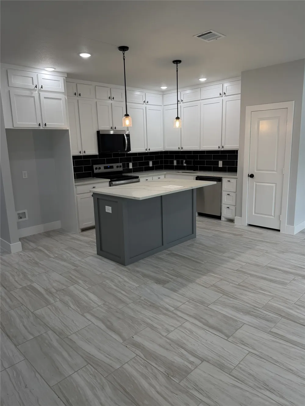 5617 De Cory Road Fort Worth, TX 76134
