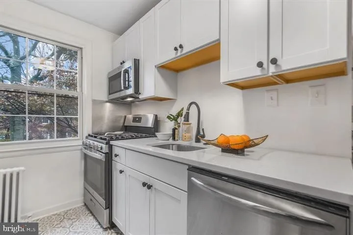2214 COLSTON DRIVE #201 Silver Spring, MD 20910