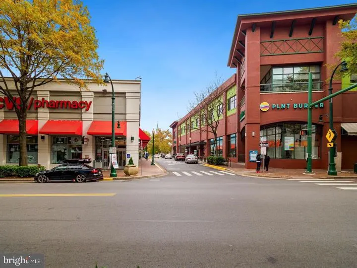 2214 COLSTON DRIVE #201 Silver Spring, MD 20910
