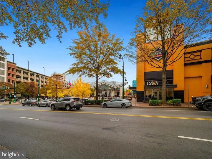 2214 COLSTON DRIVE #201 Silver Spring, MD 20910