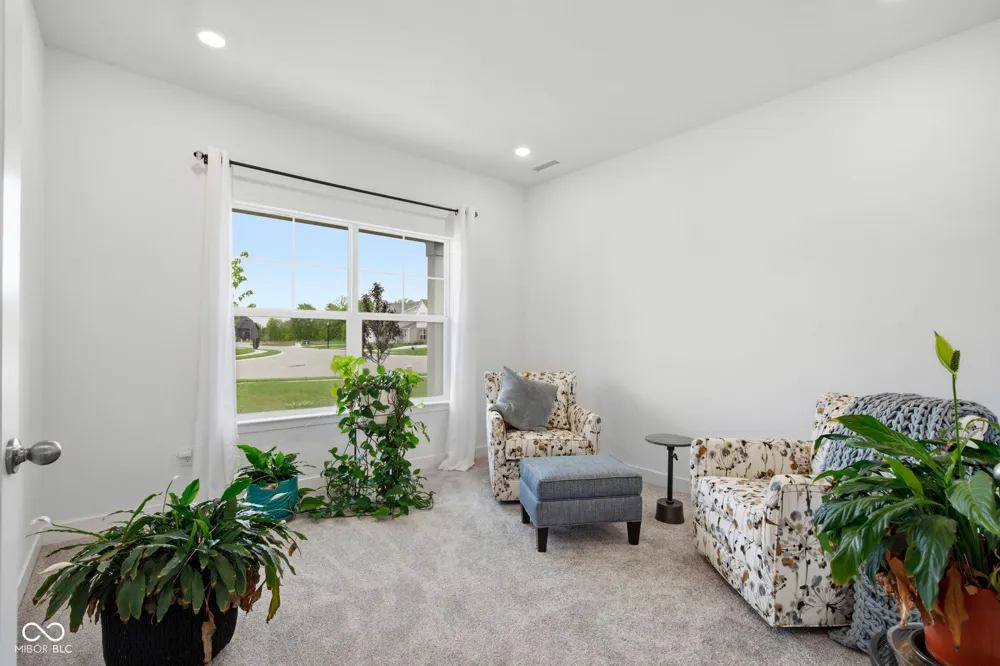 4724 White Willow Way New Palestine, IN 46163