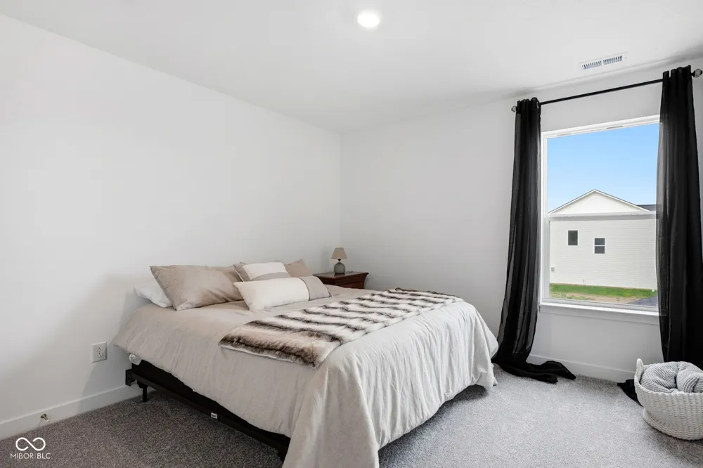 4724 White Willow Way New Palestine, IN 46163