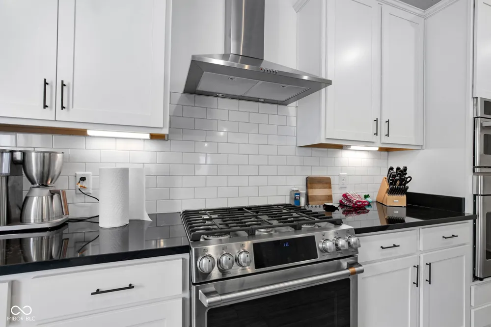 4724 White Willow Way New Palestine, IN 46163