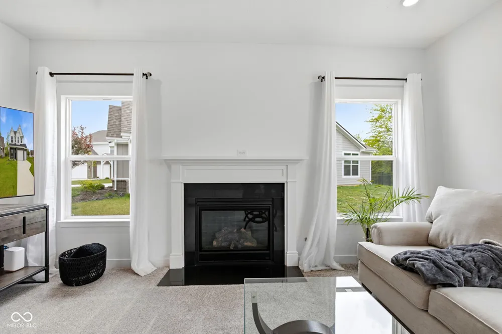 4724 White Willow Way New Palestine, IN 46163