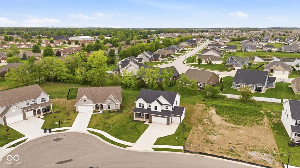4724 White Willow Way New Palestine, IN 46163