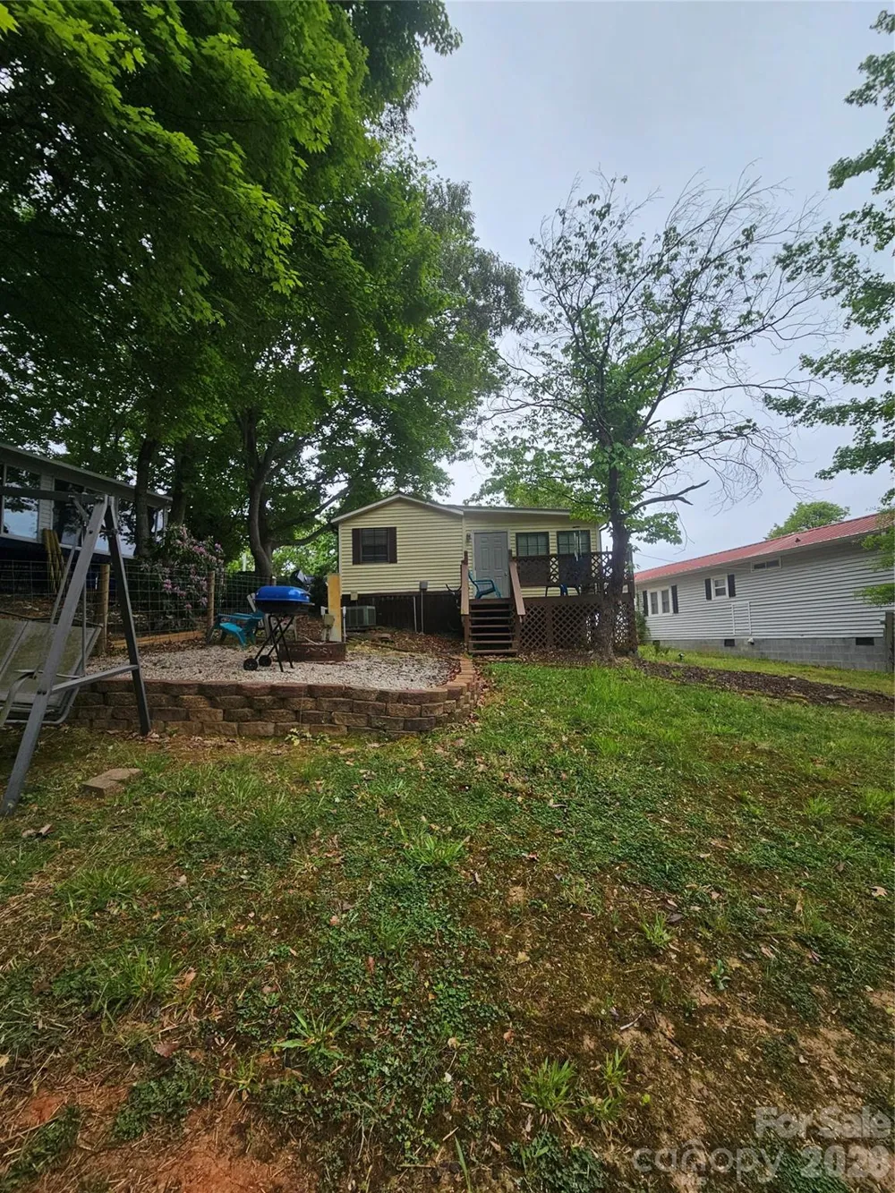 157 Dogwood Circle New London, NC 28127