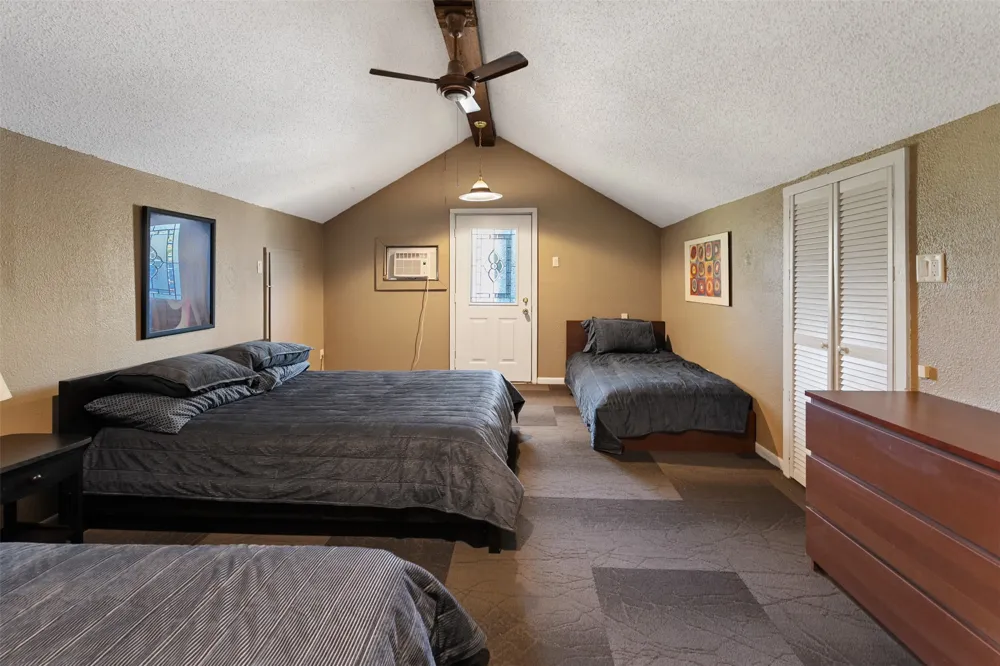 104 Oakcrest Court Trinidad, TX 75163