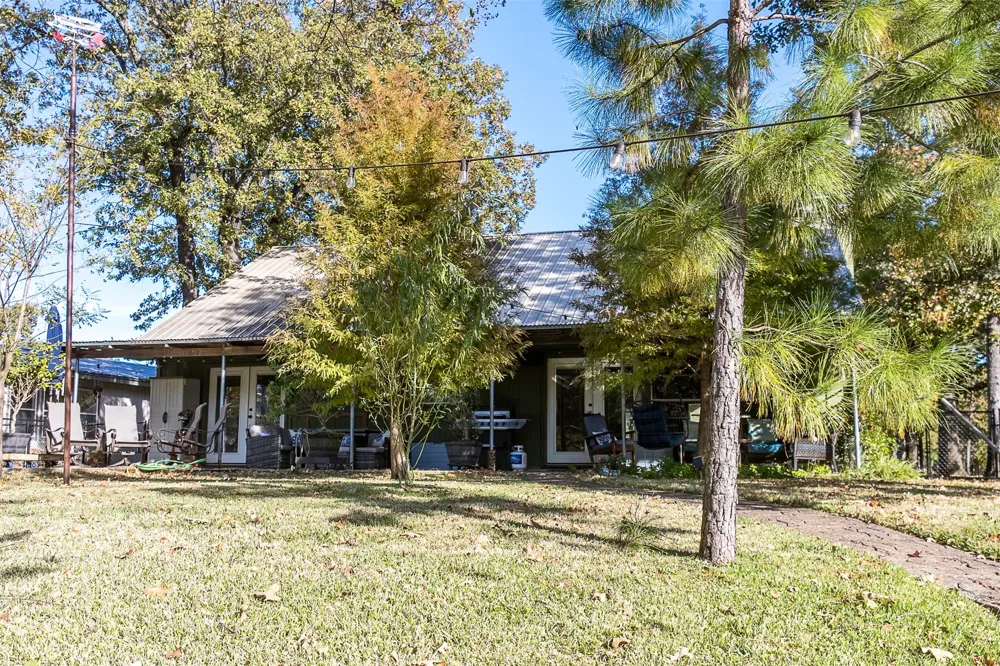 104 Oakcrest Court Trinidad, TX 75163
